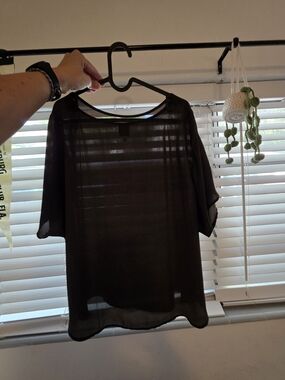 Anne Klein Black Sheer Short-Sleeve Blouse